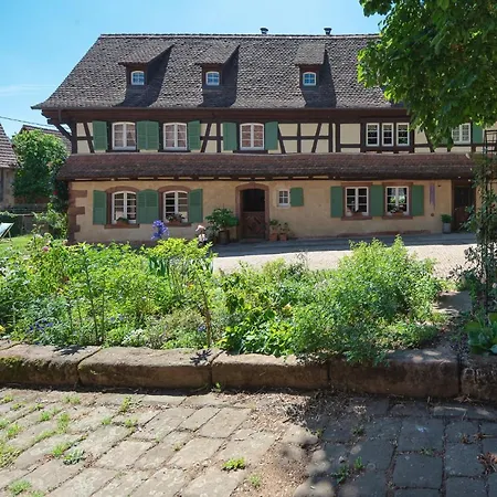 Bed & Breakfast Au Fil Du Temps 4*