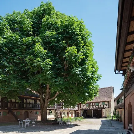 Bed & Breakfast Au Fil Du Temps 4*