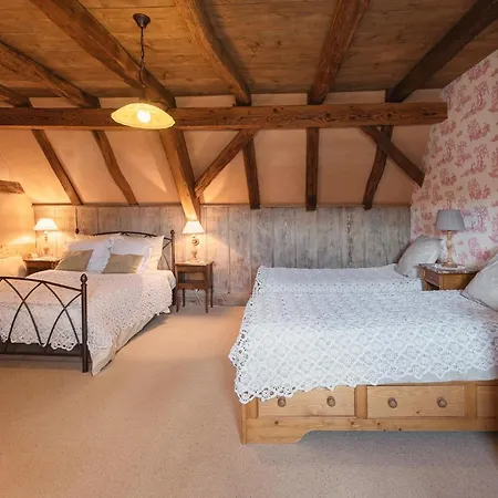 Au Fil Du Temps Bed & Breakfast