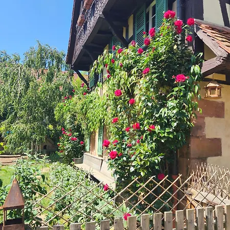 Bed & Breakfast Au Fil Du Temps 4*